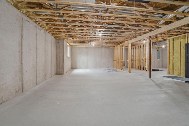 396 ALDON CIRCLE, Green Bay, WI 54304