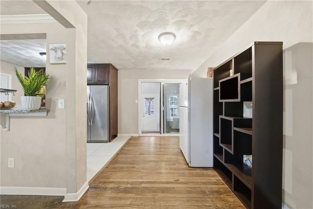 848 Benwood RD, Norfolk, VA 23502