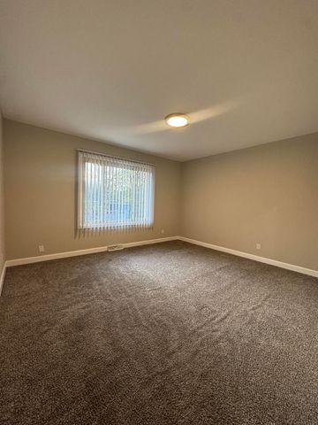 4114 Hawthorne Street, East Chicago, IN 46312