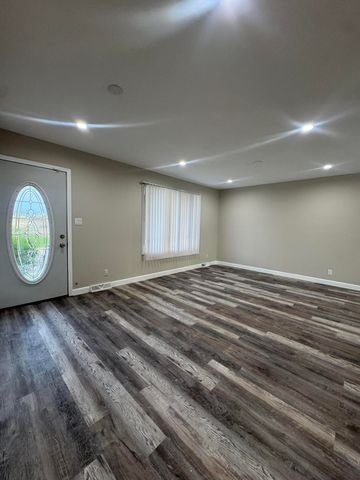 4114 Hawthorne Street, East Chicago, IN 46312