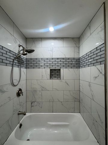 4114 Hawthorne Street, East Chicago, IN 46312