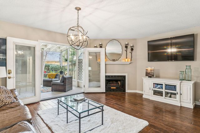 337 Spoonbill Lane, Mount Pleasant, SC 29464