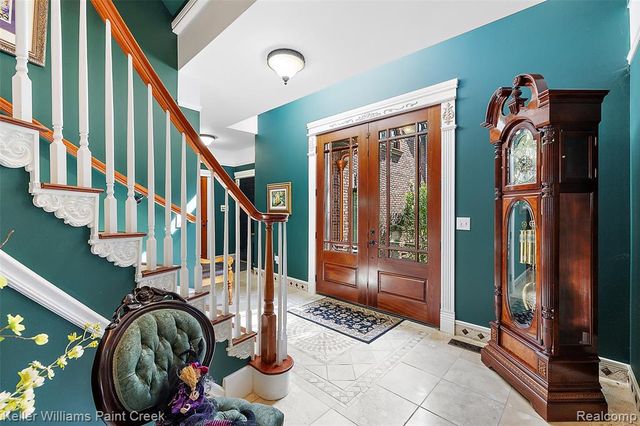 328 S Broadway Street, Lake Orion, MI 48362