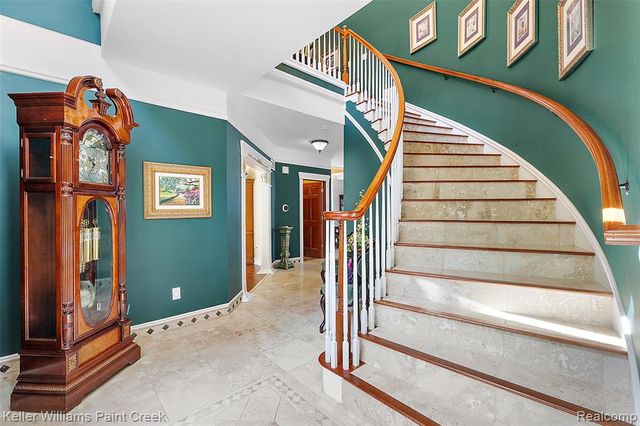 328 S Broadway Street, Lake Orion, MI 48362