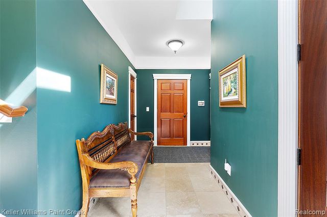 328 S Broadway Street, Lake Orion, MI 48362