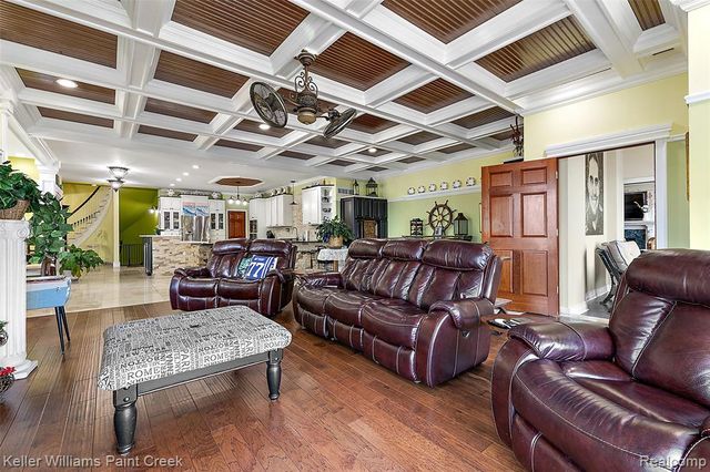 328 S Broadway Street, Lake Orion, MI 48362