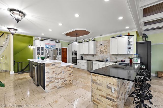 328 S Broadway Street, Lake Orion, MI 48362