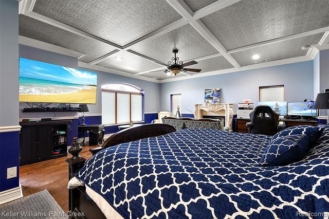 328 S Broadway Street, Lake Orion, MI 48362