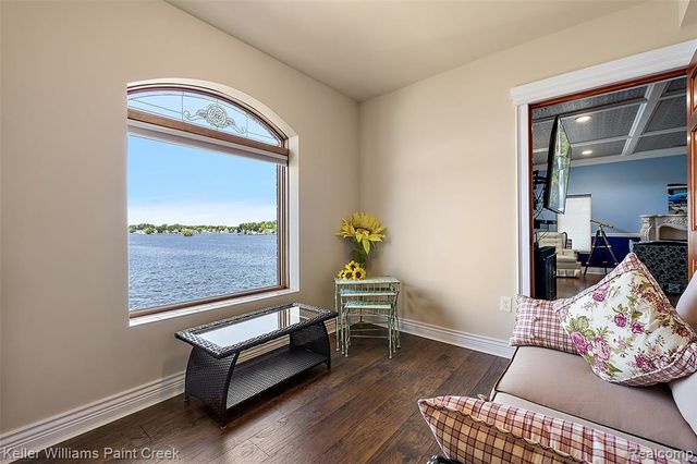 328 S Broadway Street, Lake Orion, MI 48362