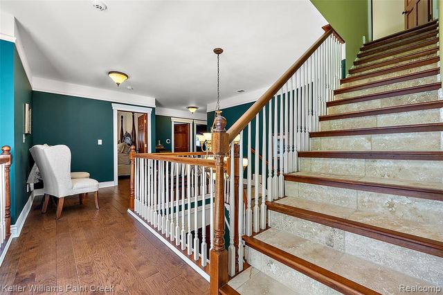 328 S Broadway Street, Lake Orion, MI 48362