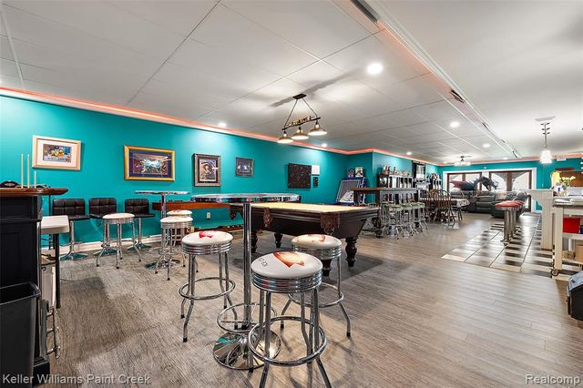 328 S Broadway Street, Lake Orion, MI 48362