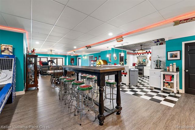 328 S Broadway Street, Lake Orion, MI 48362