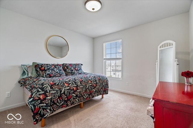 6638 Keepsake Drive, Whitestown, IN 46075