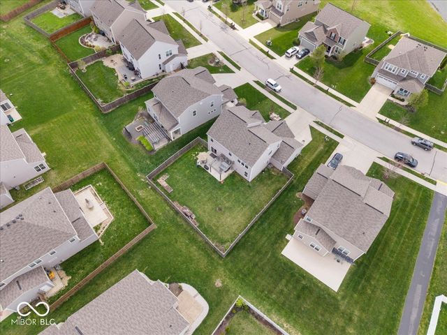 6638 Keepsake Drive, Whitestown, IN 46075