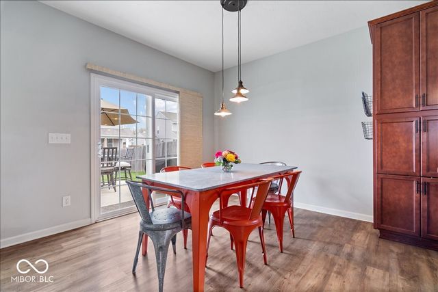 6638 Keepsake Drive, Whitestown, IN 46075