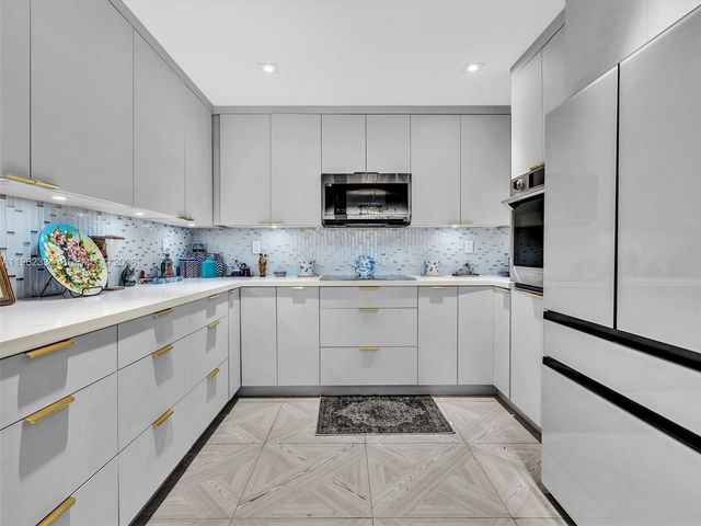 101 Crandon Blvd 479, Key Biscayne, FL 33149