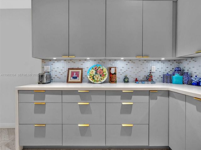 101 Crandon Blvd 479, Key Biscayne, FL 33149