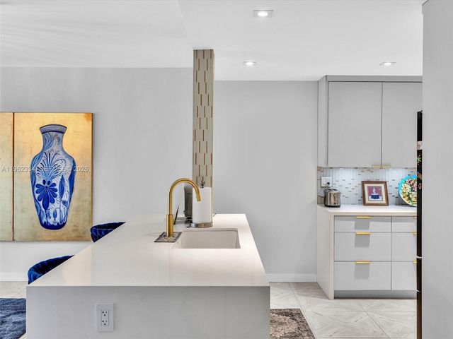 101 Crandon Blvd 479, Key Biscayne, FL 33149