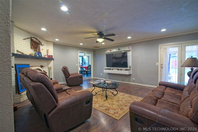 4859 S 68th East Avenue, Tulsa, OK 74145