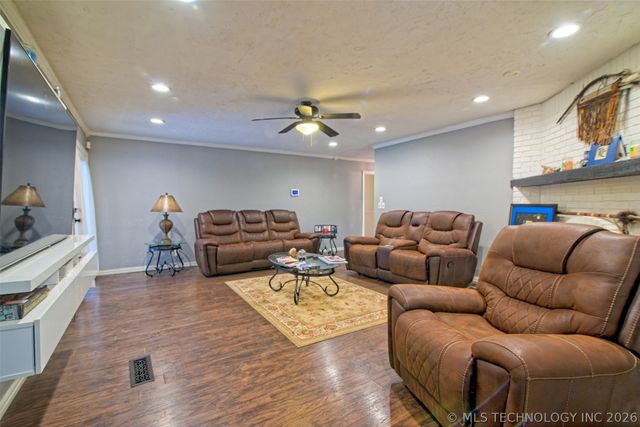 4859 S 68th East Avenue, Tulsa, OK 74145