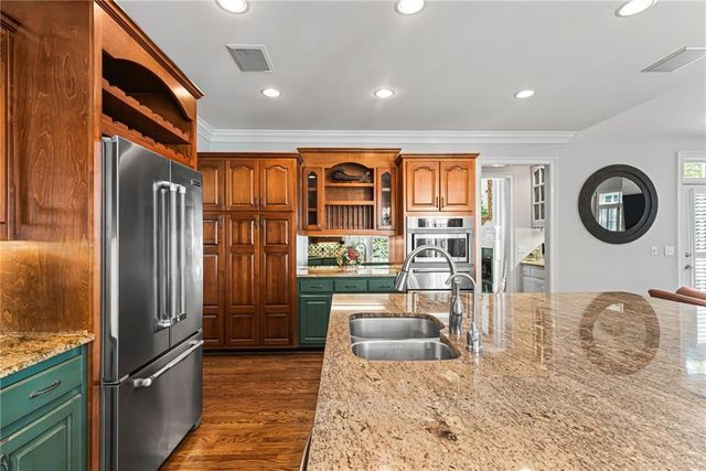 885 Carlton Ridge NE, Atlanta, GA 30342