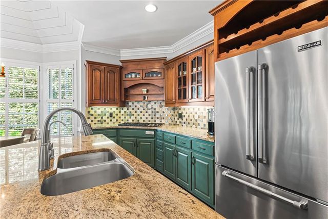 885 Carlton Ridge NE, Atlanta, GA 30342