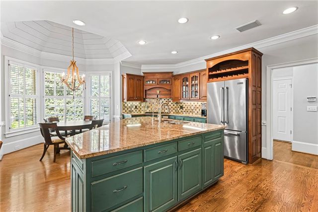 885 Carlton Ridge NE, Atlanta, GA 30342