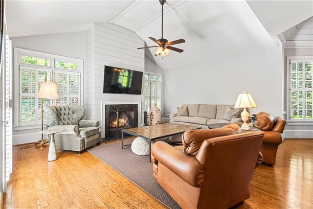 885 Carlton Ridge NE, Atlanta, GA 30342