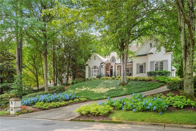 885 Carlton Ridge NE, Atlanta, GA 30342