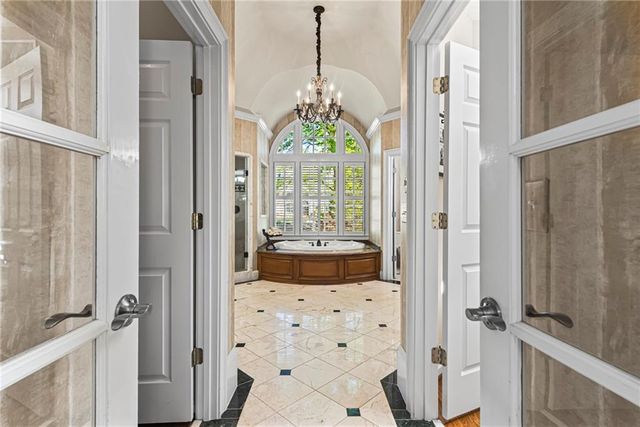 885 Carlton Ridge NE, Atlanta, GA 30342