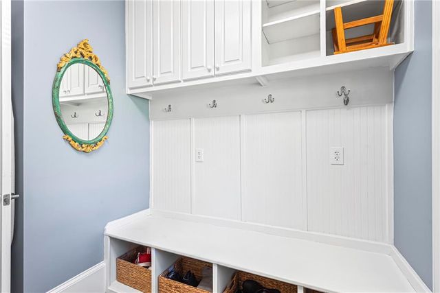 885 Carlton Ridge NE, Atlanta, GA 30342