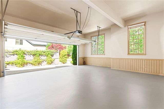 885 Carlton Ridge NE, Atlanta, GA 30342