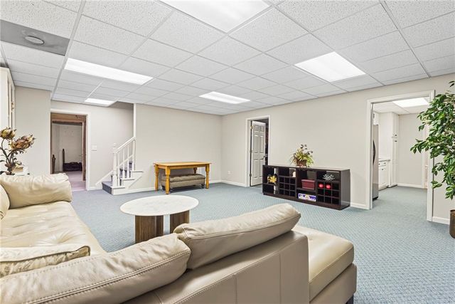 885 Carlton Ridge NE, Atlanta, GA 30342