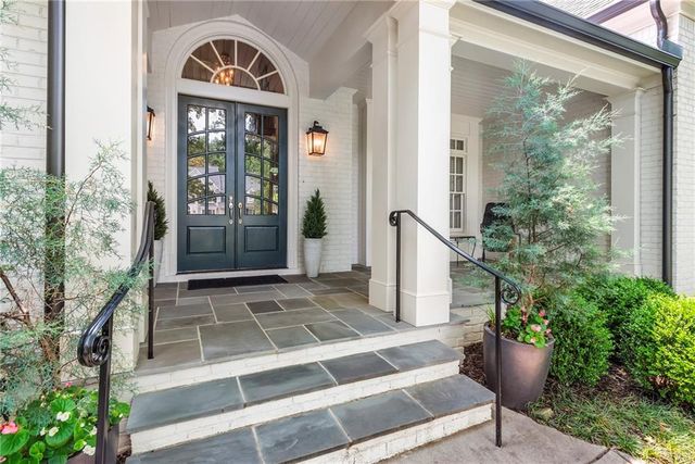 885 Carlton Ridge NE, Atlanta, GA 30342