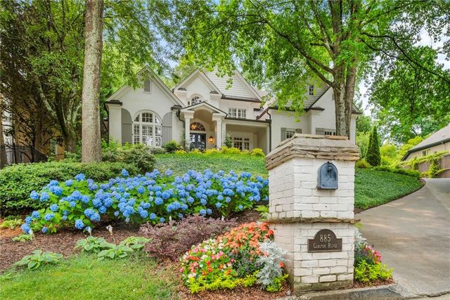 885 Carlton Ridge NE, Atlanta, GA 30342