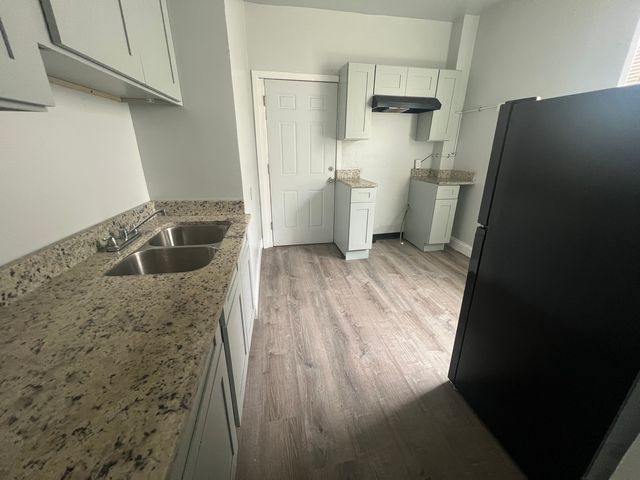 73 E 69th Street 2, Chicago, IL 60637