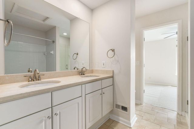 5363 Reston Park Drive, Columbus, OH 43235