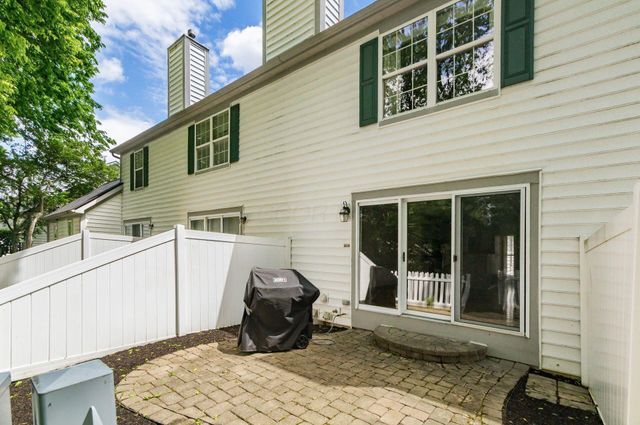 5363 Reston Park Drive, Columbus, OH 43235