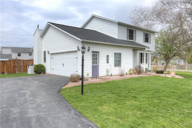 9469 Birch Tree Road, Cicero, NY 13029