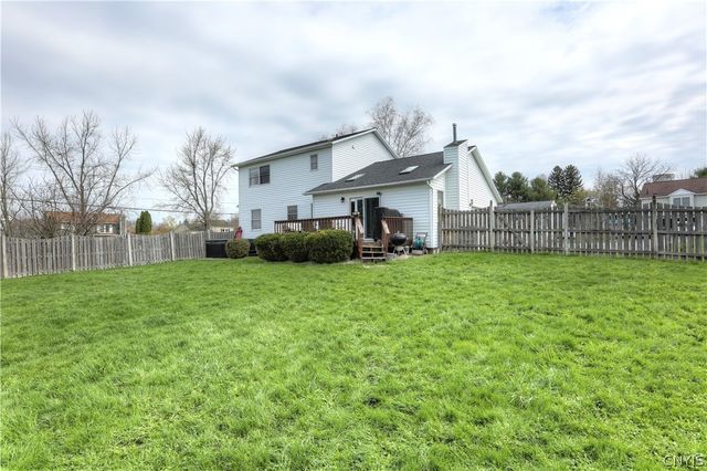 9469 Birch Tree Road, Cicero, NY 13029
