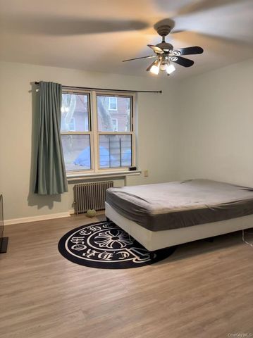 14124 78 1B, Flushing, NY 11355