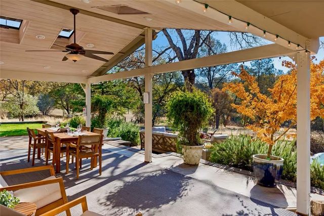 5615 Bear Trap Drive, Mariposa, CA 95338