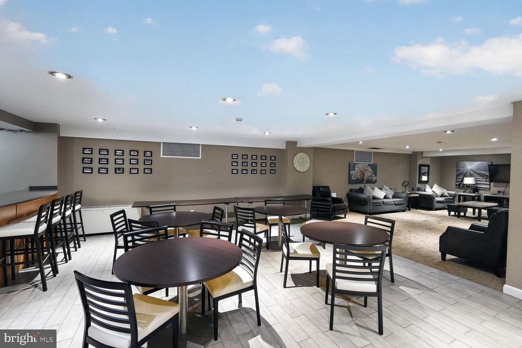 Image 17 of property listing at 1900 LYTTONSVILLE RD #1217, Silver Spring, MD 20910