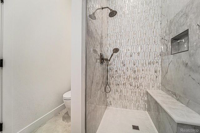 2776 Verona Way, Milford Charter Township, MI 48381