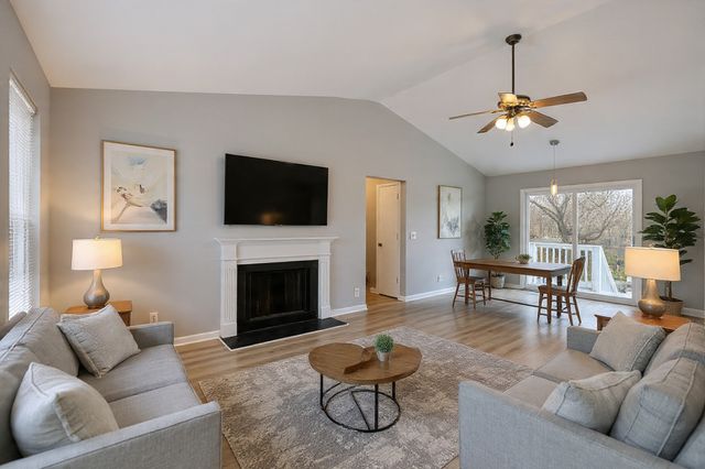 1205 Jacksons Hill Rd, Hermitage, TN 37076