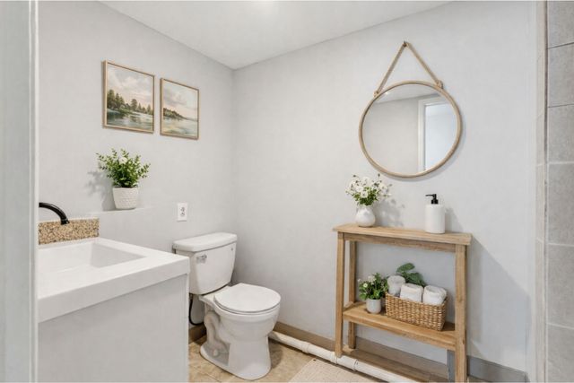 1205 Jacksons Hill Rd, Hermitage, TN 37076