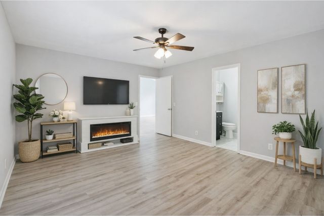 1205 Jacksons Hill Rd, Hermitage, TN 37076