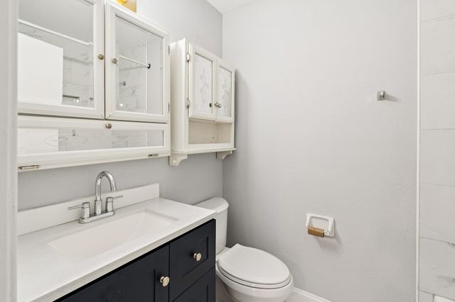 1205 Jacksons Hill Rd, Hermitage, TN 37076