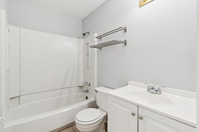 1205 Jacksons Hill Rd, Hermitage, TN 37076