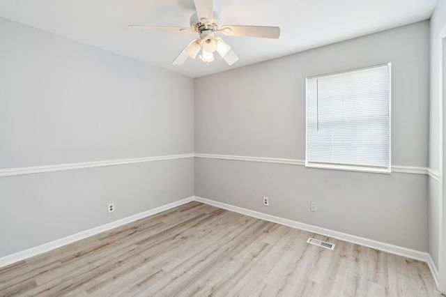 1205 Jacksons Hill Rd, Hermitage, TN 37076